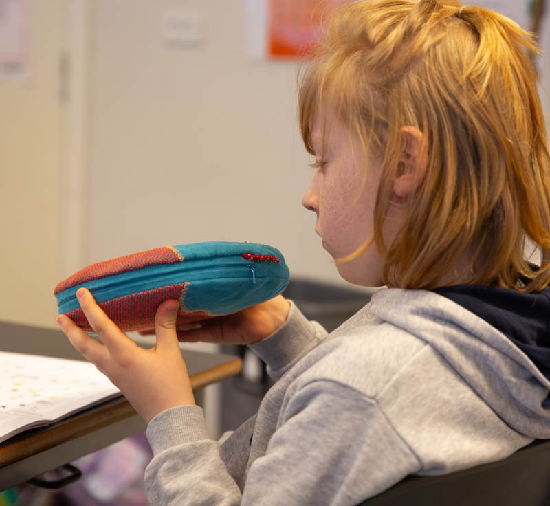 Boy holding an inmuRHYTHM8305